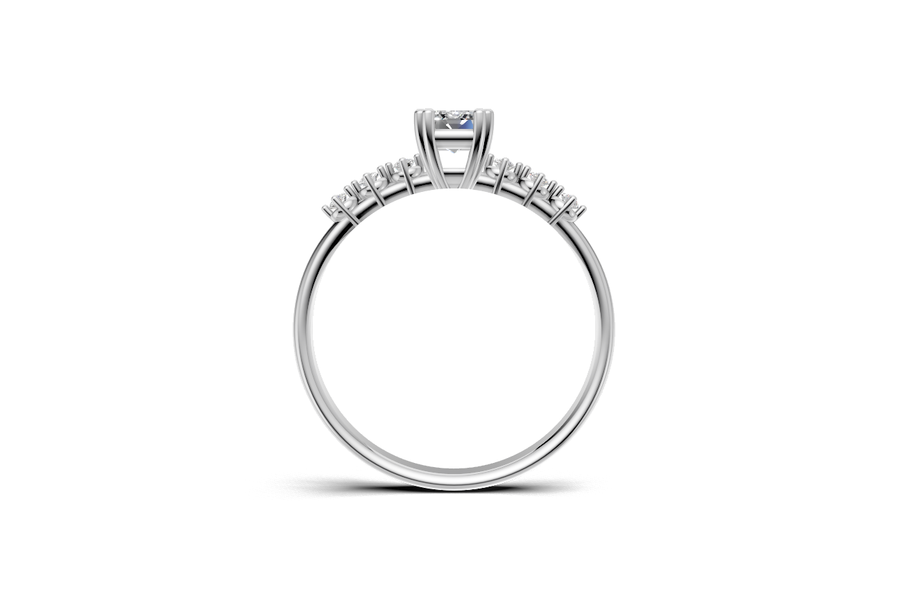 The Astra Emerald ring