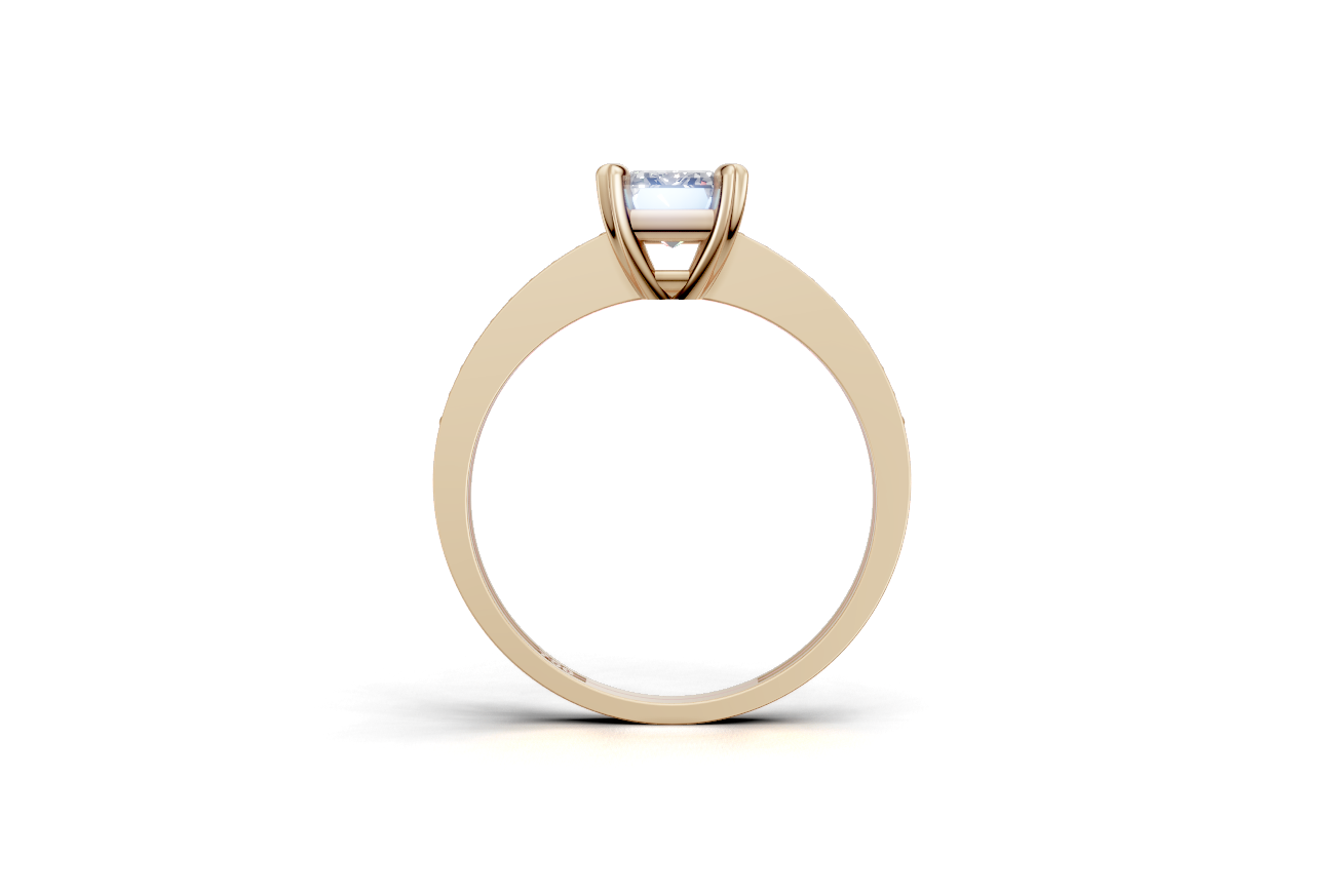 Μονόπετρο με emerald cut διαμάντι και πλαϊνές εσωτερικά στην γάμπα!